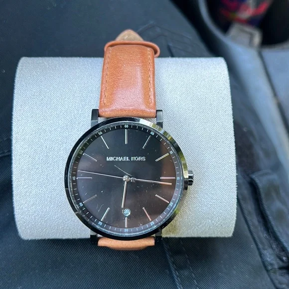 Michael Kors | Accessories | Used Michael Kors Watch Needs  display picture 2